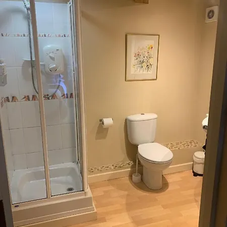 ベッド・アンド・ブレックファスト Fiddleback Farm