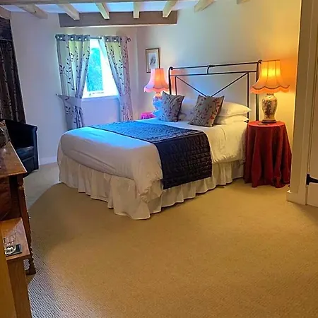Fiddleback Farm 3* Wigton