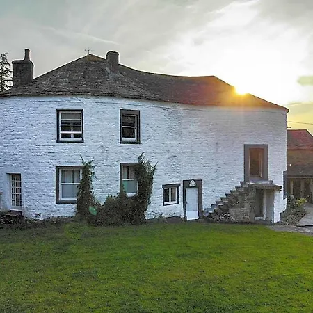 Fiddleback Farm 3* Wigton